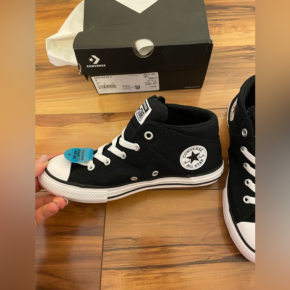 Youth Converse